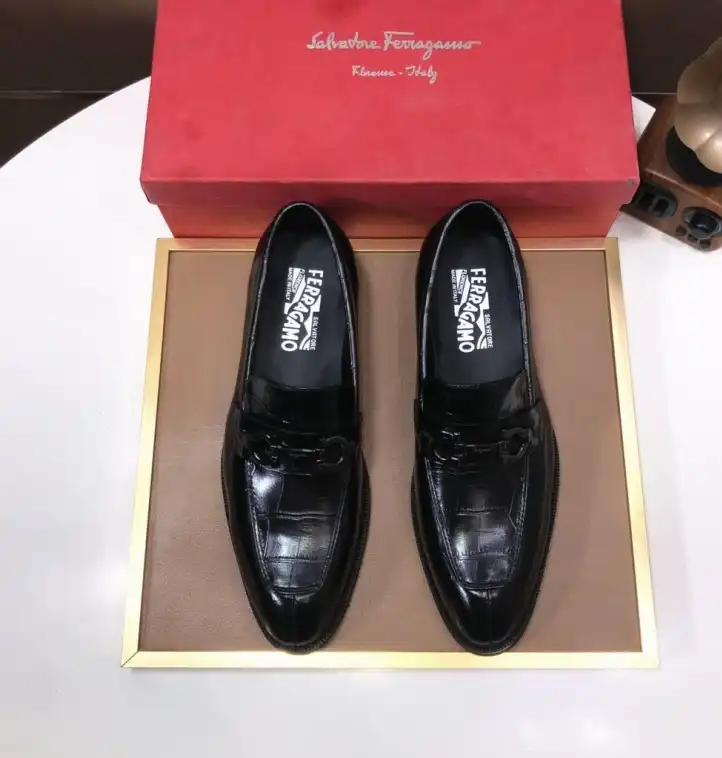 hype Ferragamo Leather Shoes