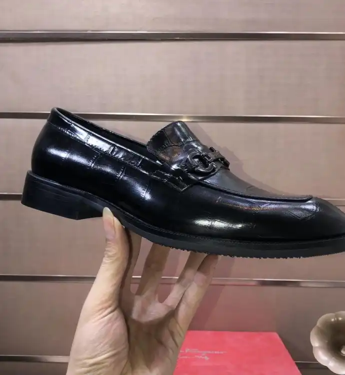 hype Ferragamo Leather Shoes