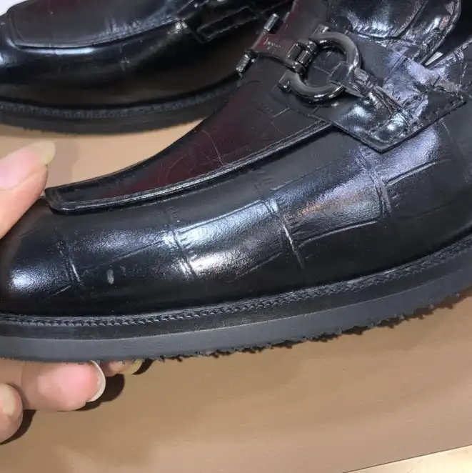 hype Ferragamo Leather Shoes