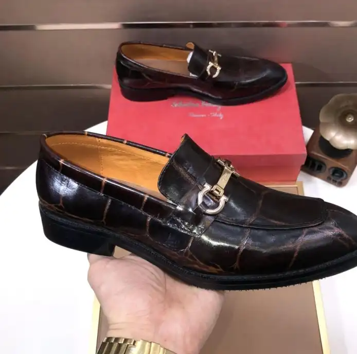 hype Ferragamo Leather Shoes