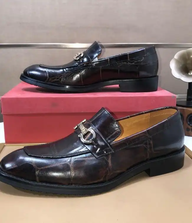 hype Ferragamo Leather Shoes