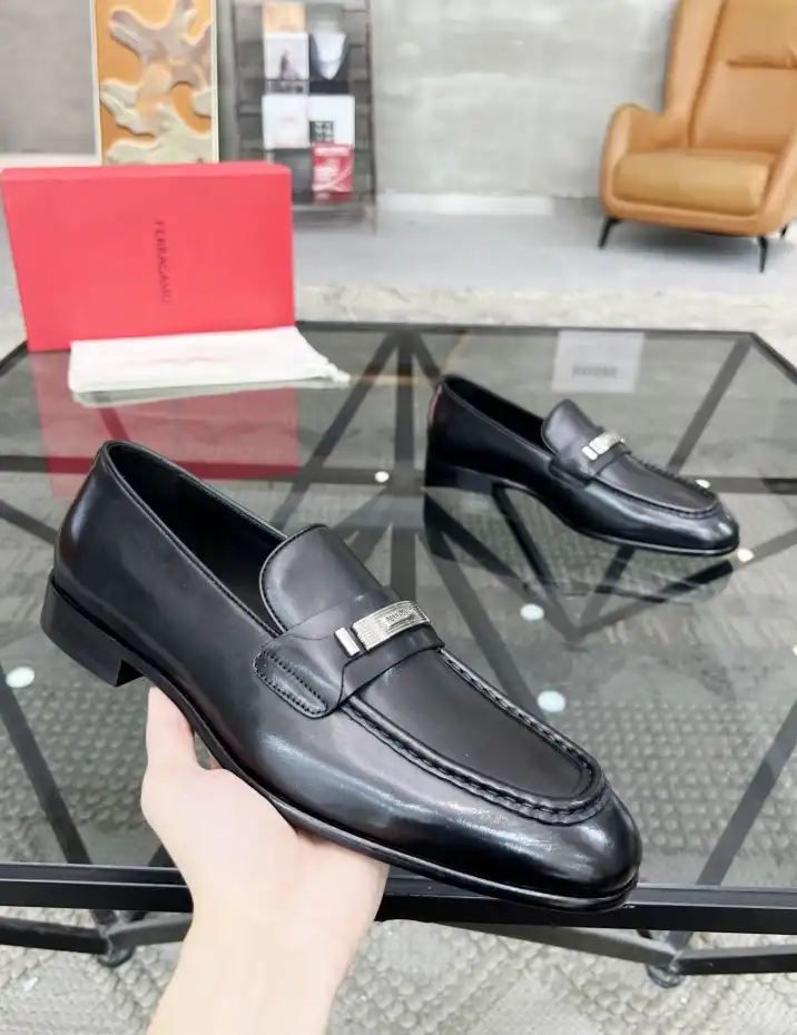 hype Ferragamo Leather Shoes