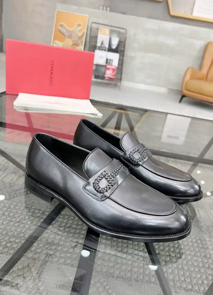 hype Ferragamo Leather Shoes