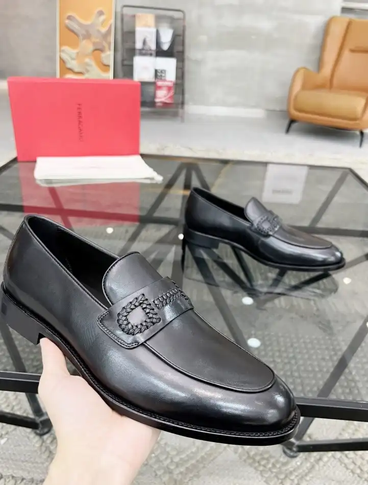 hype Ferragamo Leather Shoes