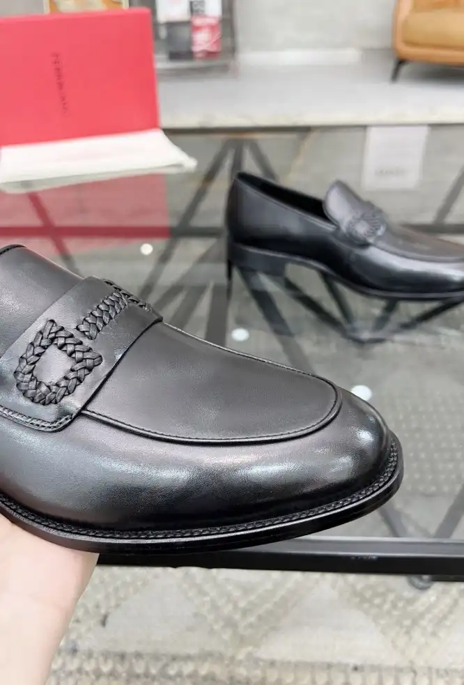 hype Ferragamo Leather Shoes