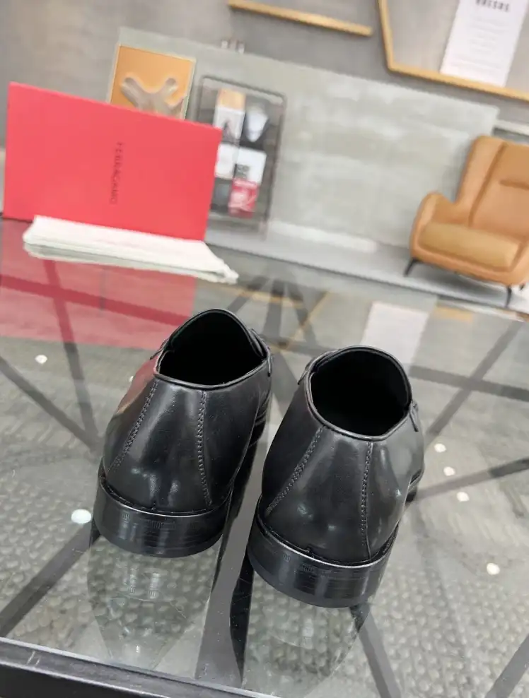 hype Ferragamo Leather Shoes