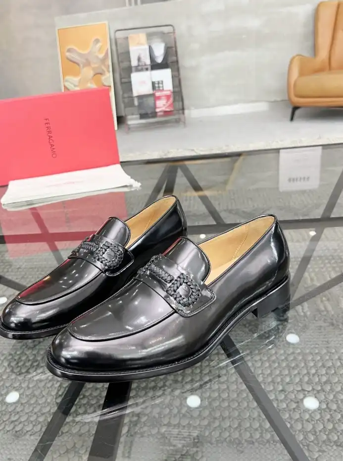 hype Ferragamo Leather Shoes