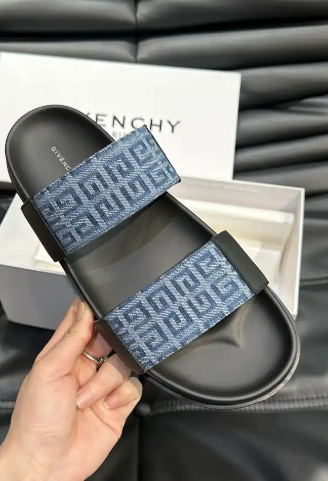 hype Givenchy Sandals