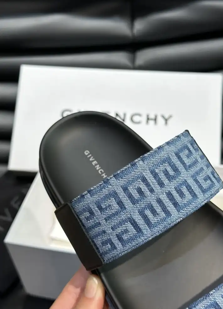 hype Givenchy Sandals