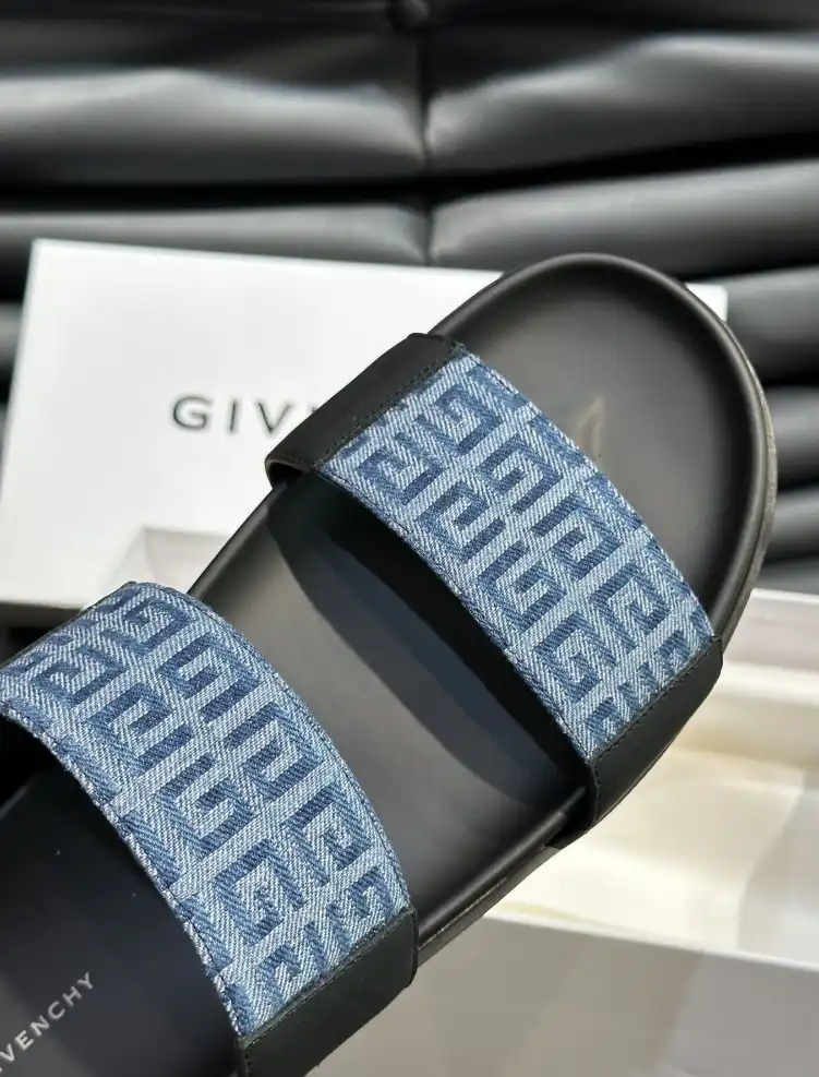 hype Givenchy Sandals