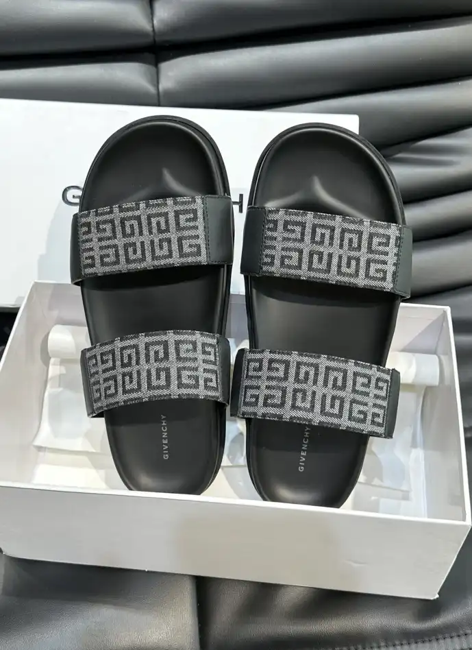 hype Givenchy Sandals