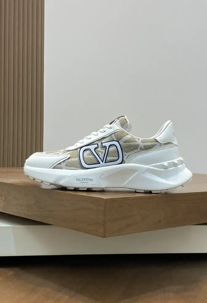 hype Valentino Casual Shoes