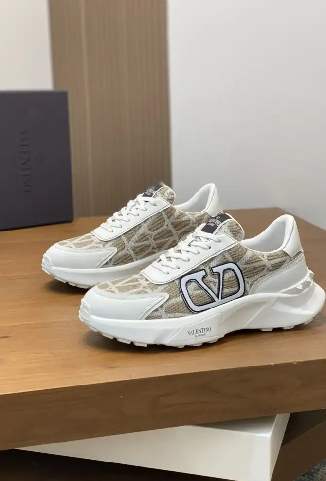 hype Valentino Casual Shoes