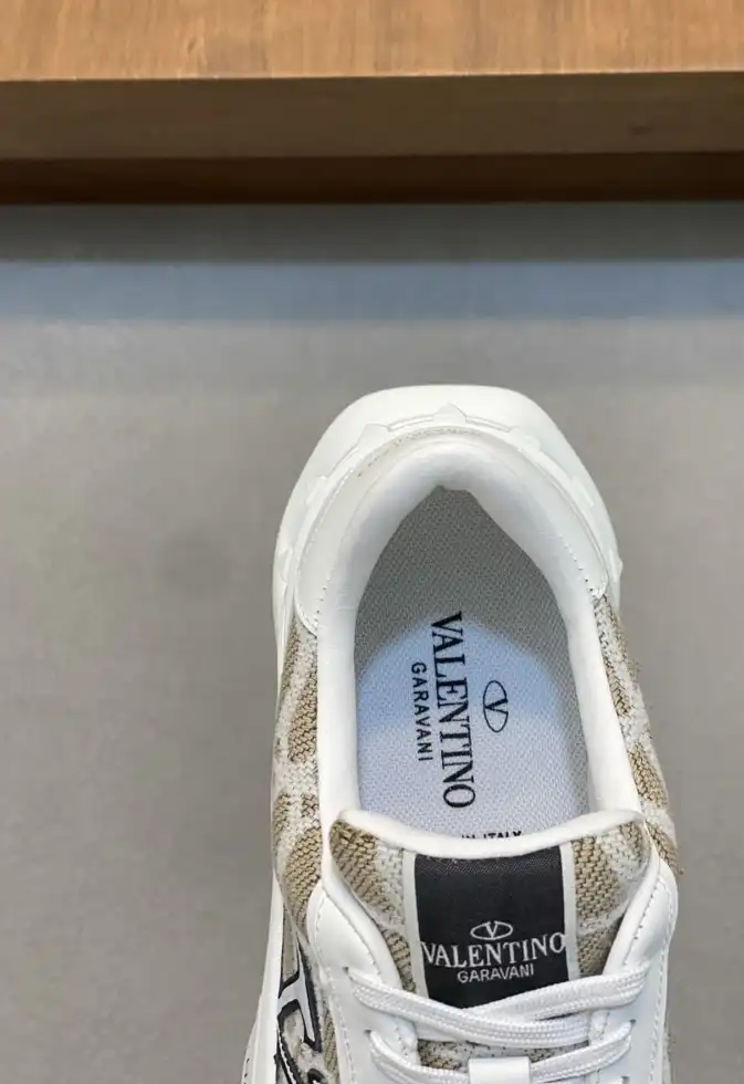 hype Valentino Casual Shoes