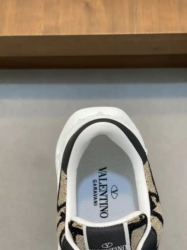 hype Valentino Casual Shoes