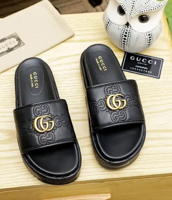 hype Gucci Slippers