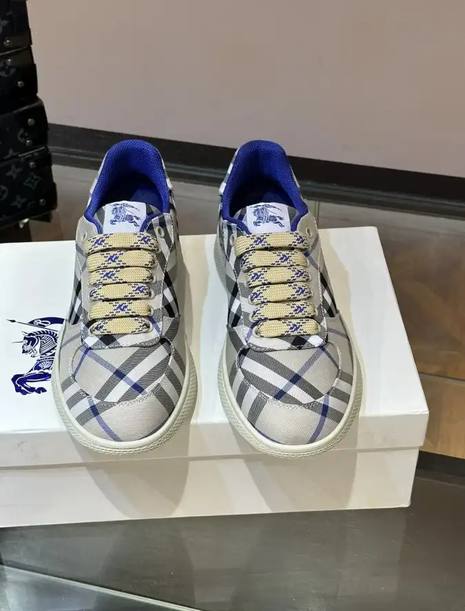 hype Burberry Sneakers