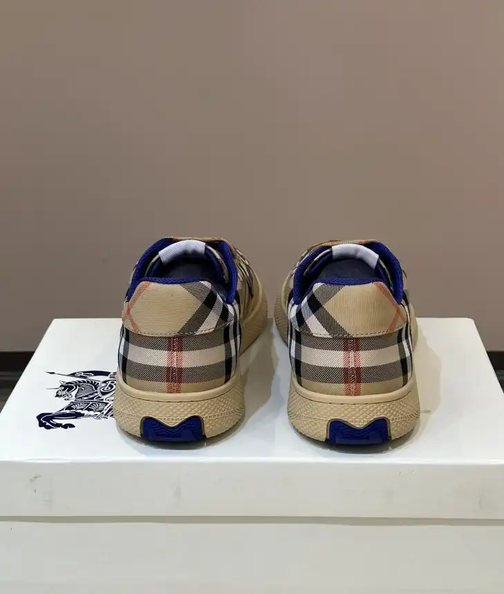 hype Burberry Sneakers