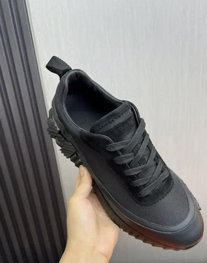 hype Hermes Sneakers