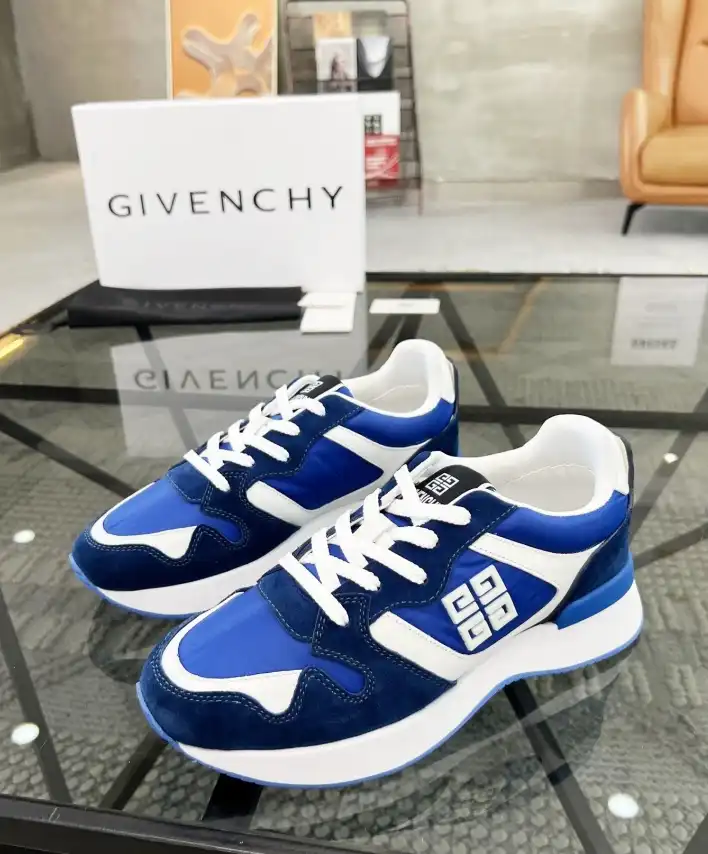 hype Givenchy Sneakers