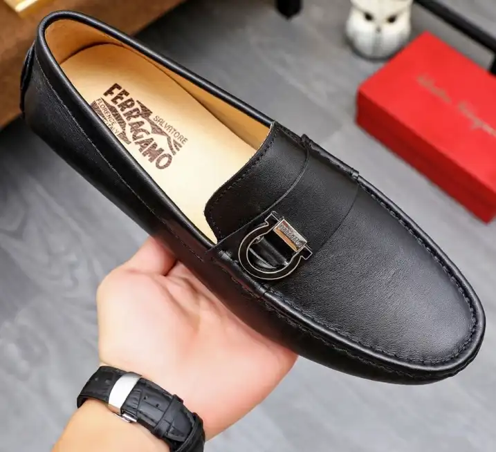 hype Ferragamo Leather Shoes