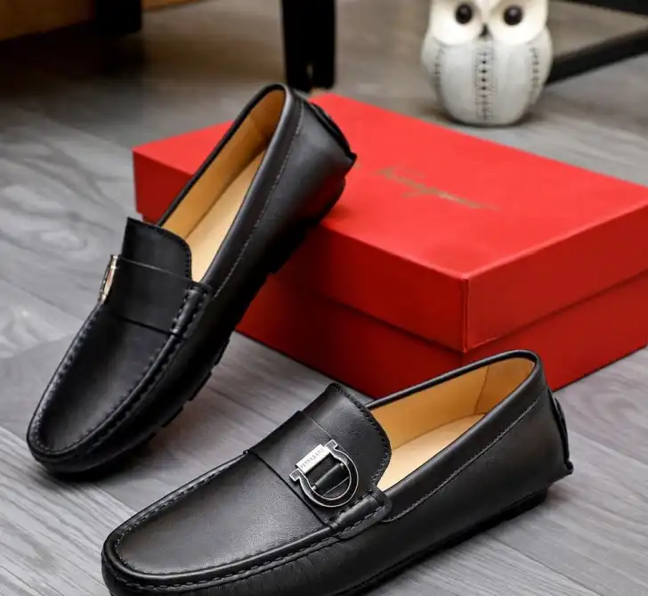 hype Ferragamo Leather Shoes