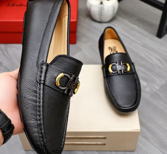 hype Ferragamo Leather Shoes