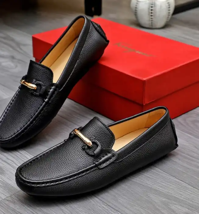 hype Ferragamo Leather Shoes