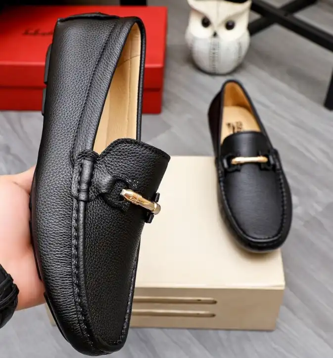 hype Ferragamo Leather Shoes