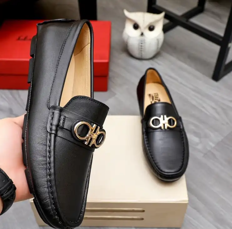 hype Ferragamo Leather Shoes