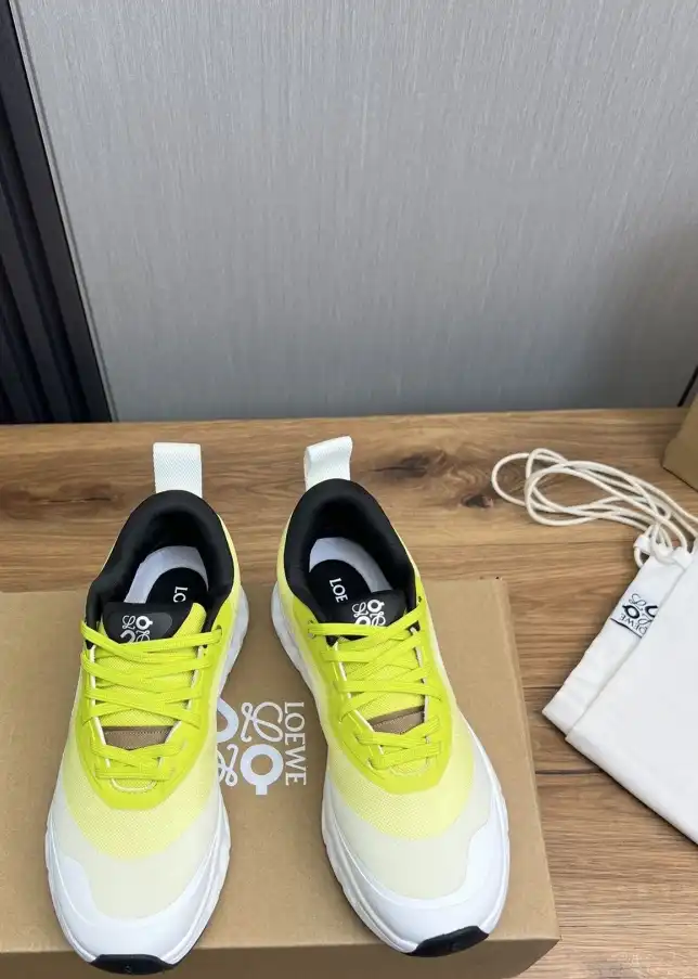 hype Loewe Sneakers