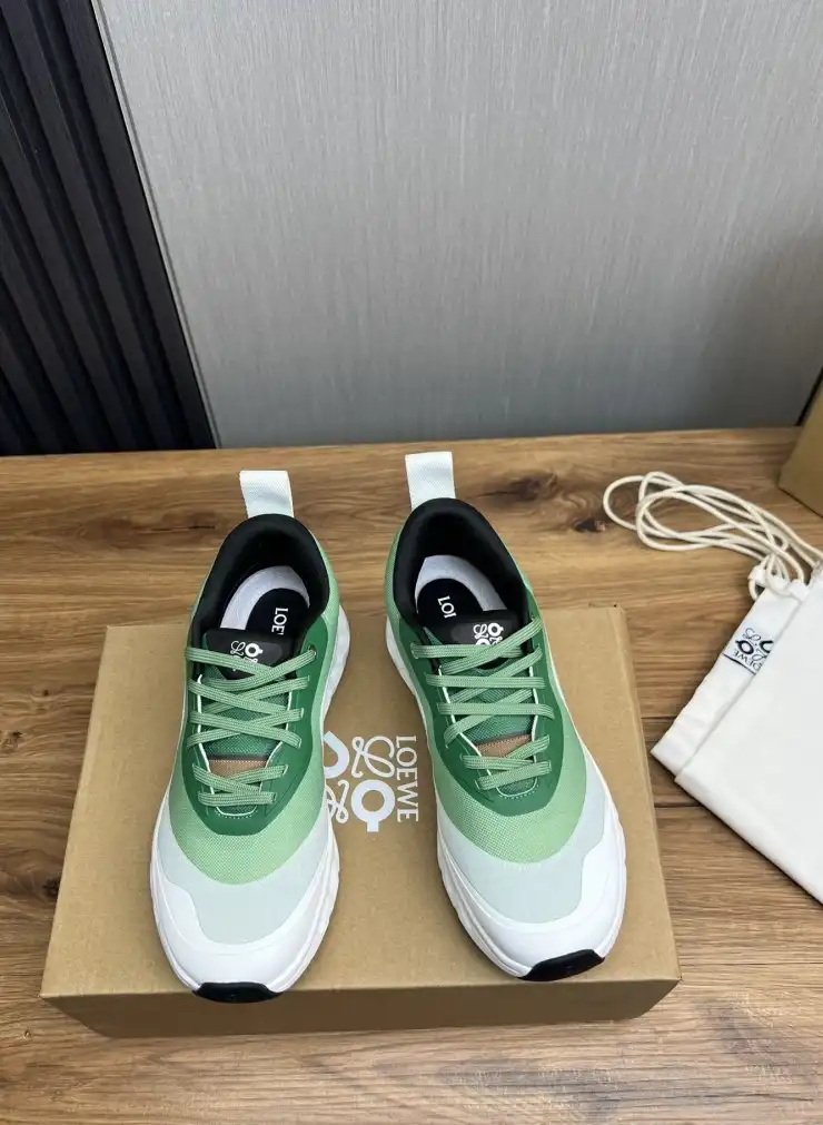 hype Loewe Sneakers