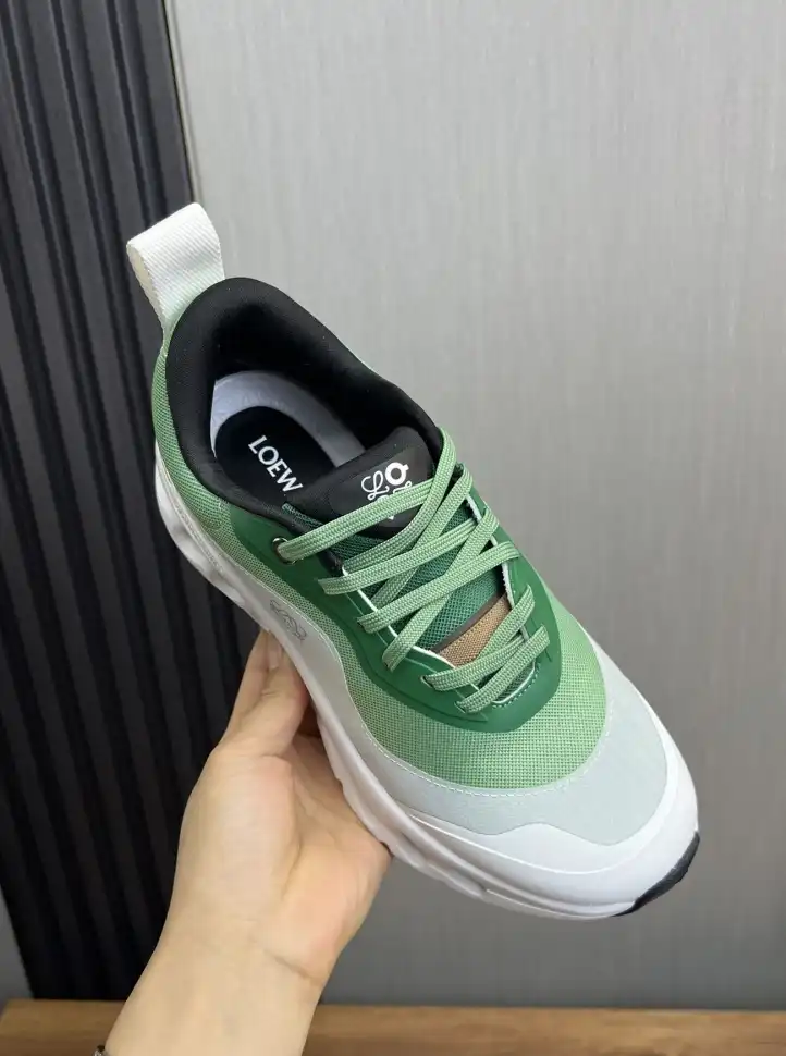 hype Loewe Sneakers