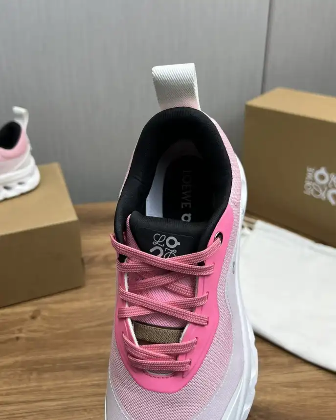 hype Loewe Sneakers