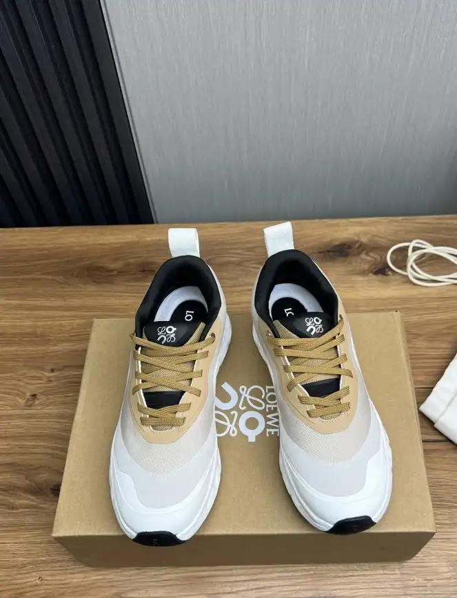 hype Loewe Sneakers