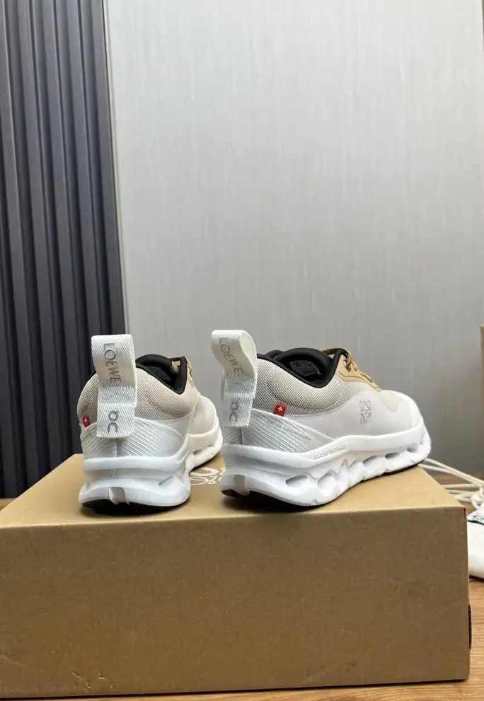 hype Loewe Sneakers