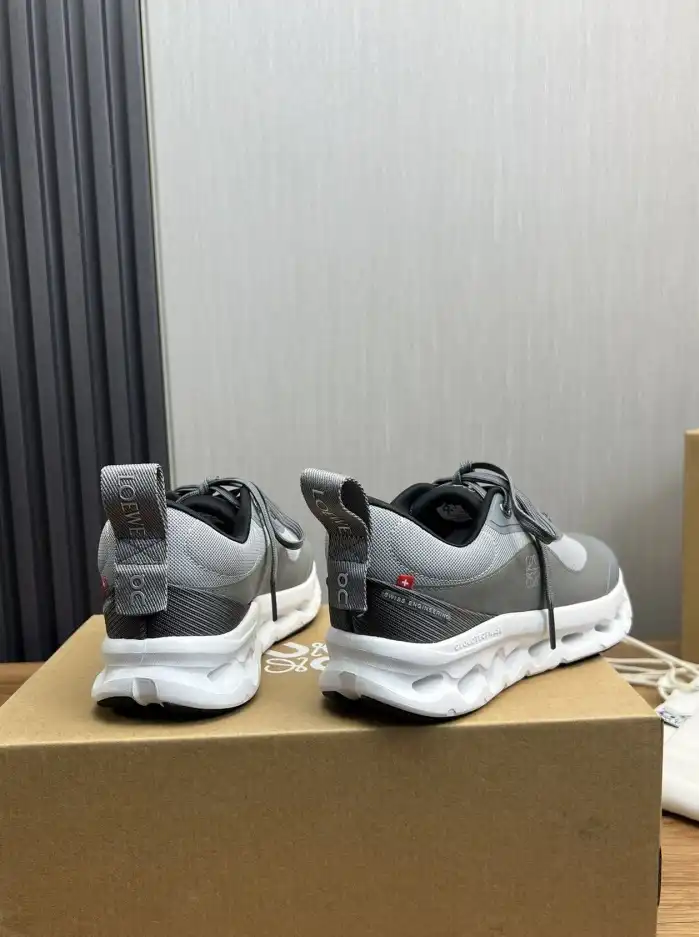 hype Loewe Sneakers