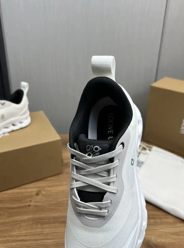 hype Loewe Sneakers