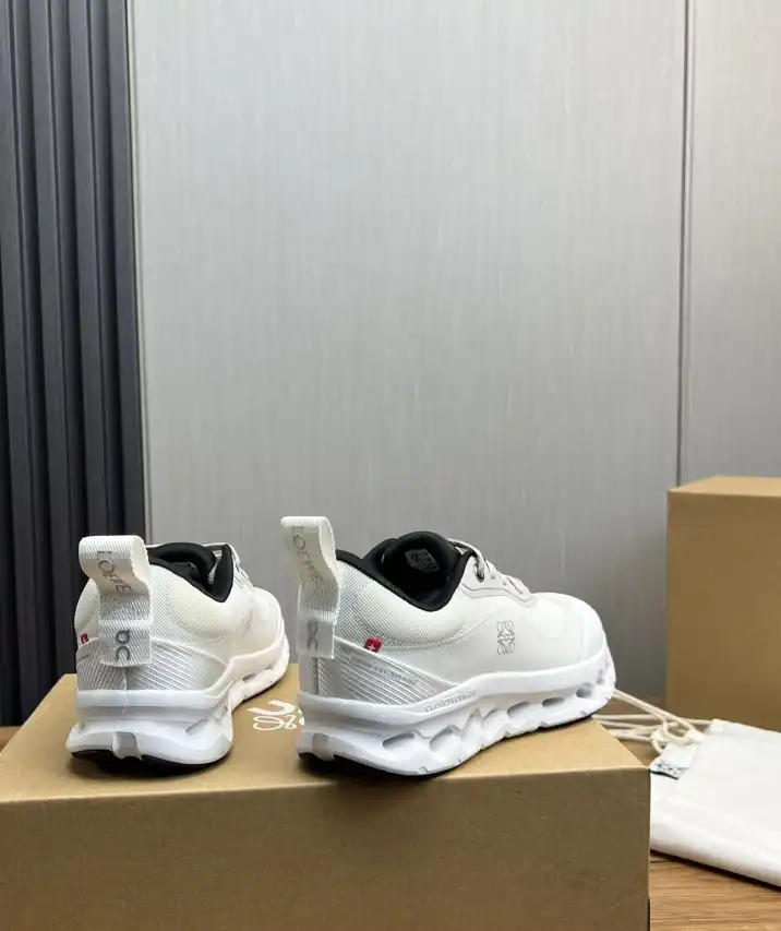 hype Loewe Sneakers