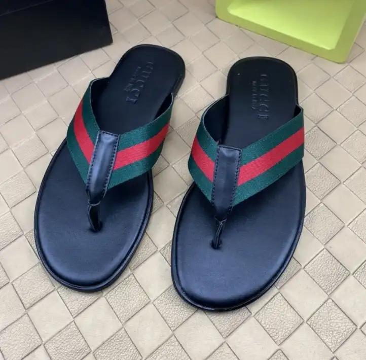 hype Gucci Slippers