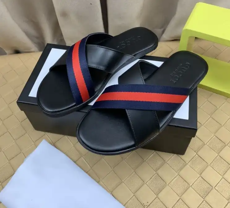 hype Gucci Slippers