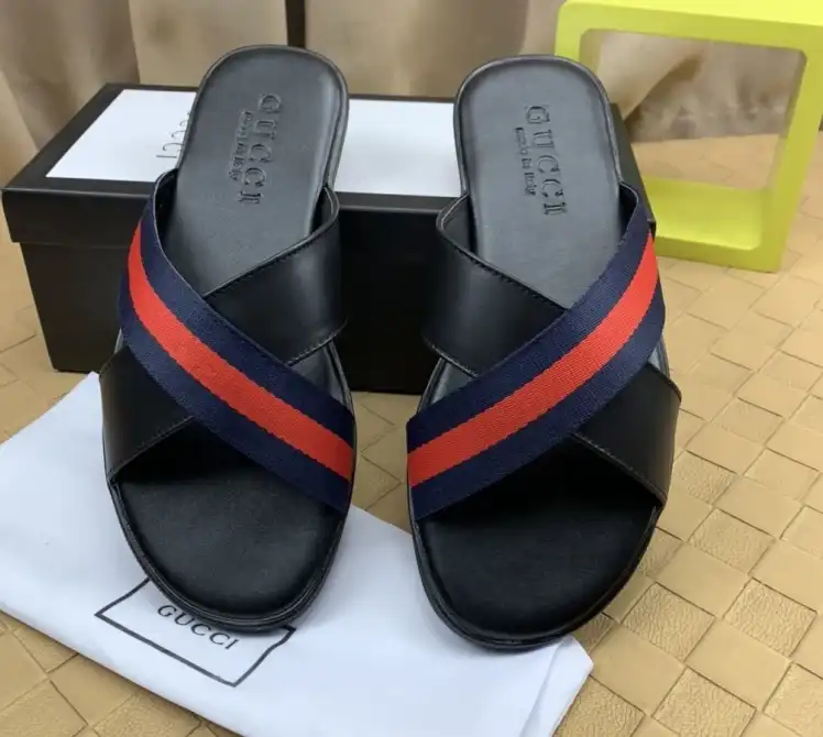 hype Gucci Slippers