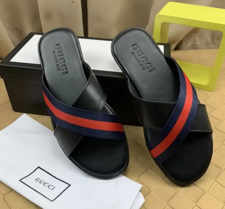 hype Gucci Slippers