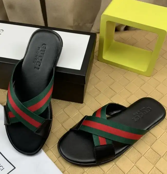 hype Gucci Slippers