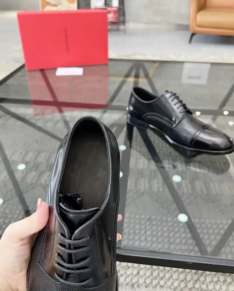 hype Ferragamo Leather Shoes