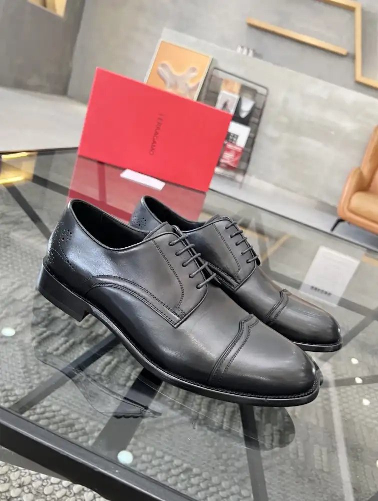 hype Ferragamo Leather Shoes