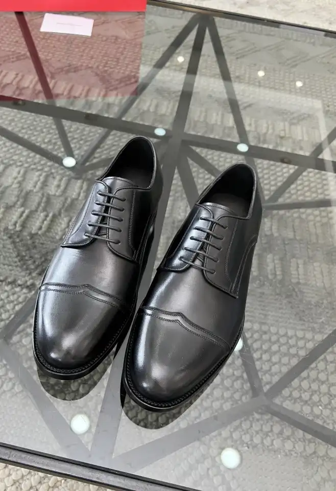 hype Ferragamo Leather Shoes