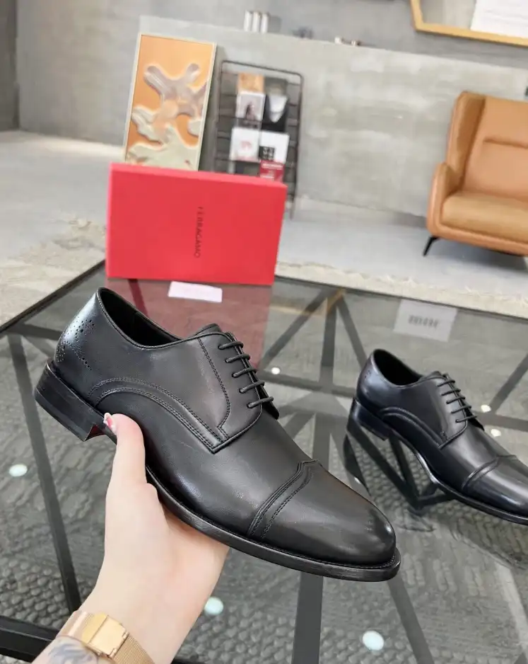 hype Ferragamo Leather Shoes