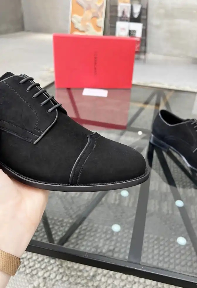 hype Ferragamo Leather Shoes