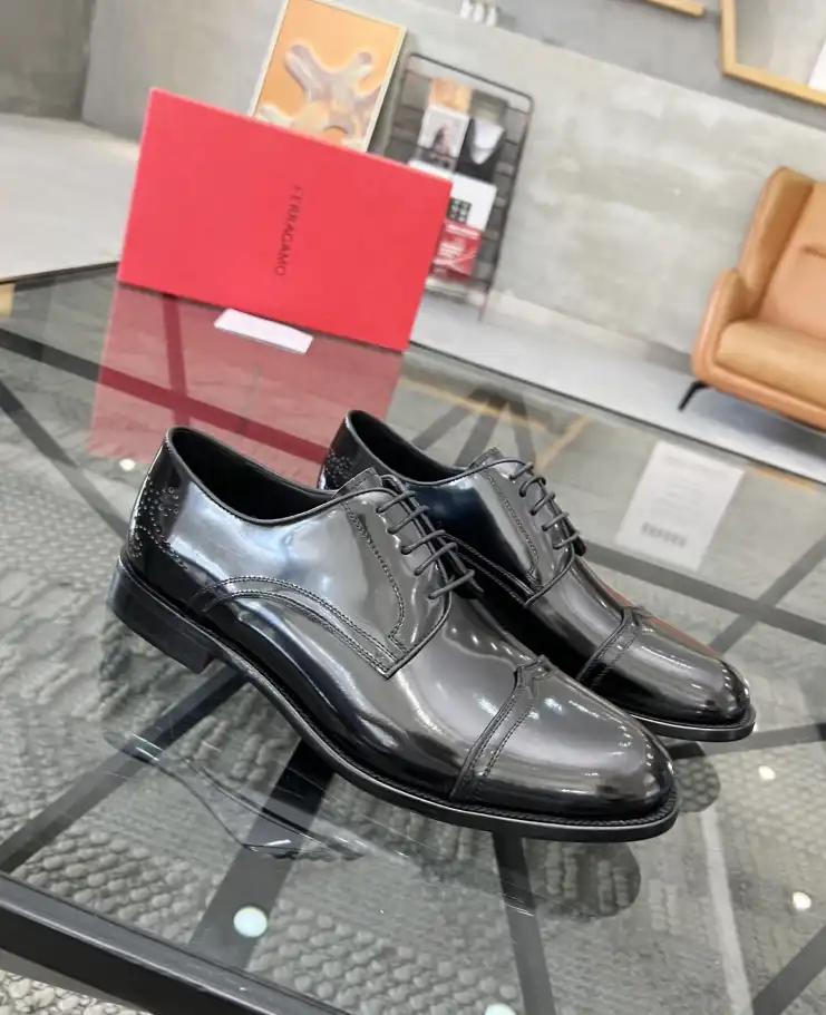 hype Ferragamo Leather Shoes